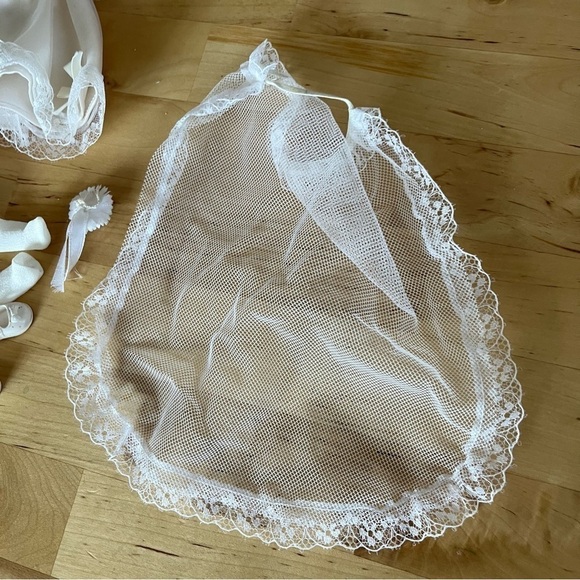 Vintage 80’s Vogue Dolls Dakin 1988 Lot Of 2 Outfits Bride And Blue Pants Suit - Picture 4 of 6